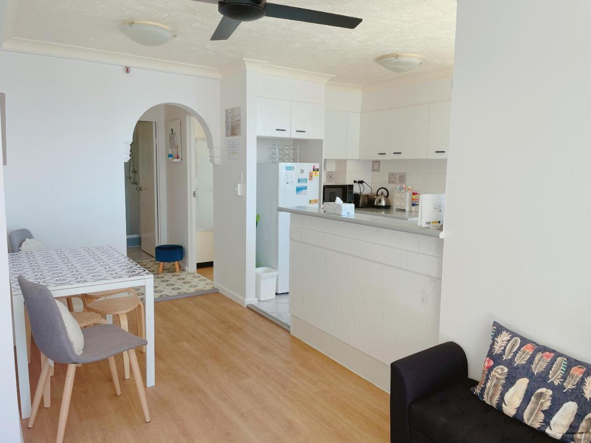 1 Bedroom And 1 Living Room Family Suite Голд-Кост Екстер'єр фото